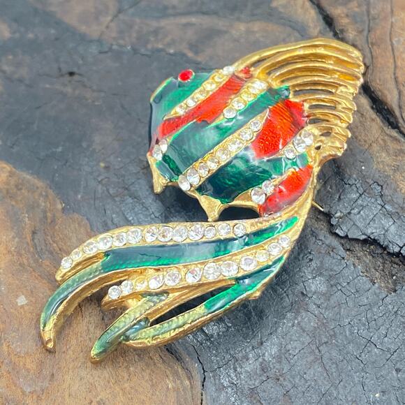 Tropical Fish Brooch Red and Green Enamel with clear Rhinestones Fish Brooch - Picture 3 of 9